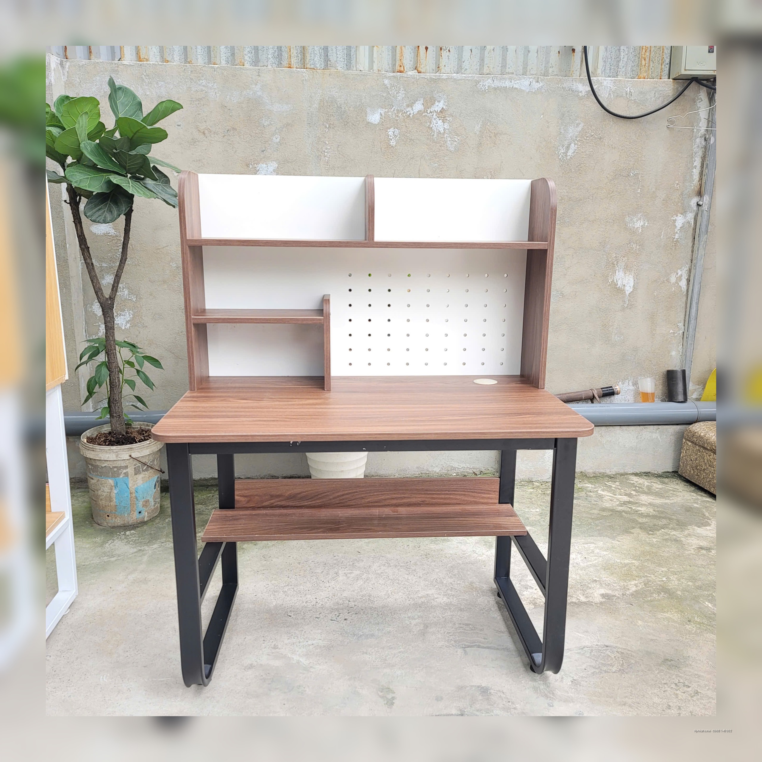 Bàn Học + Bàn Làm Việc 1m Giá Sách Cao Đục Lỗ