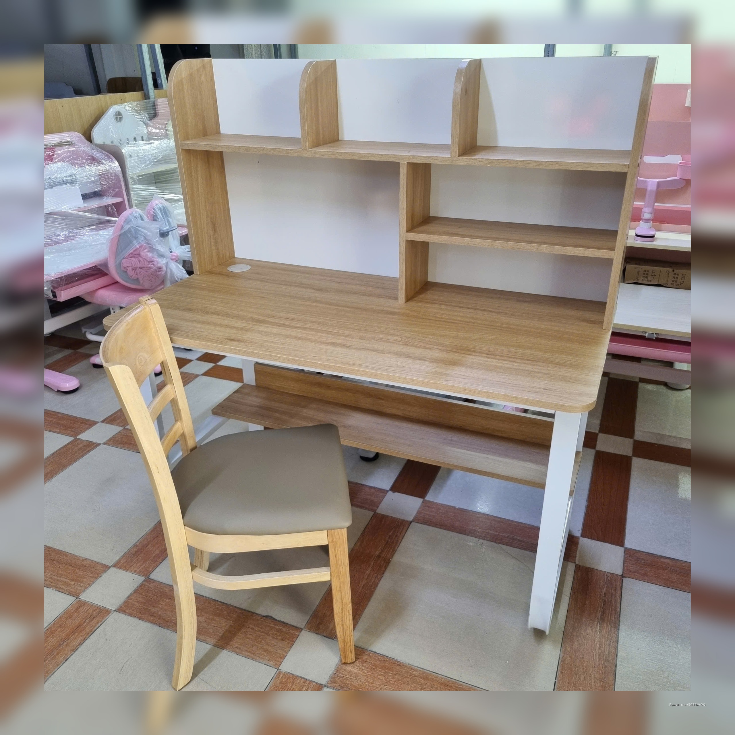 Bàn Học + Kết hợp Bàn Làm Việc Giá Sách Cao