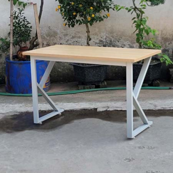 Bàn chân sắt chữ K, Rộng 1m, 1m2 cao 75cm, Tháo lắp tiện lợi - Trang 1